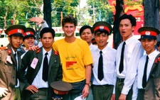 Ông Tây mê lễ 30-4