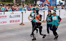 China pits humanoid robots against humans in half-marathon