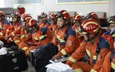 Myanmar bắn 3 phát súng cảnh cáo đoàn xe cứu trợ động đất của Trung Quốc