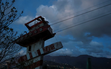 Four dead in 'unimaginable' Italian cable car crash near Naples