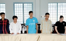 Khởi tố 5 bị can về tội 'tổ chức đánh bạc' và 'đánh bạc' liên quan đá gà