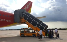 Công ty phục vụ mặt đất Sài Gòn chấm dứt hợp đồng với Vietjet Air, cổ phiếu 'nằm sàn'