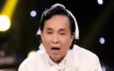 Thanh Tuấn nghỉ dưỡng sức, fan thưởng thức trích đoạn cải lương cũ của ông