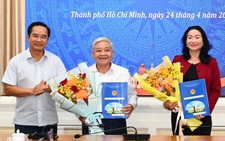 Chủ tịch Nguyễn Văn Được trao quyết định nghỉ hưu trước tuổi cho nhiều lãnh đạo TP.HCM