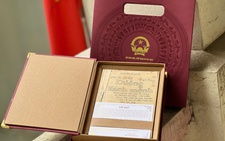 In ‘Đường kách mệnh’ theo tiêu bản gốc tặng lãnh đạo, nguyên lãnh đạo Đảng, Nhà nước