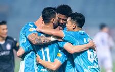 V-League: 'Chiếu dưới' vùng lên?