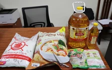 Vụ mì chính, dầu ăn, hạt nêm giả: Nhiều người ngơ ngác khi lãnh đạo xã 'ngỡ ngàng'