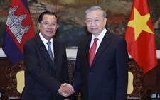 Ông Hun Sen khẳng định nhờ chiến thắng 30-4 mà Campuchia đã hồi sinh