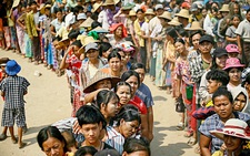 Myanmar đối mặt khủng hoảng y tế sau động đất