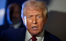 Ông Trump: Trung Quốc có ‘nước đi sai’ khi áp thuế bổ sung 34% lên Mỹ