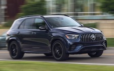 Mercedes-Benz 'hiện thực hóa giấc mơ của người dùng', tăng sản xuất động cơ V8