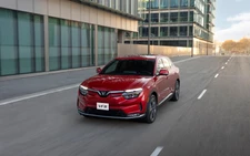 VinFast VF8