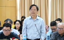 Tranh luận có nên xóa bỏ hội đồng trường?