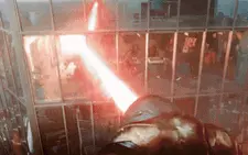 Superman liên tục bị đánh bầm dập, James Gunn đang làm gì với biểu tượng DC?