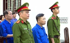 Tòa giảm án 1 năm tù cho ông Lưu Bình Nhưỡng, bác đơn kêu oan của ông Lê Thanh Vân
