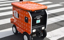 7-Eleven Japan testing delivery robots