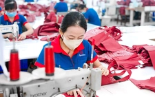 Một doanh nghiệp dệt may gần 40 năm tuổi ngừng gia công, chìm trong khó khăn