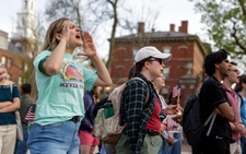 Phép thử bước ngoặt cho Harvard