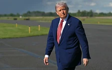 Tổng thống Trump mỉa mai sinh viên Harvard không thể làm phép toán cơ bản