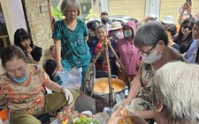Ho Chi Minh City’s famous 1-hour ‘banh canh’ stall closes after 50 years