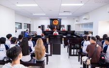 Khám phá ‘đại bản doanh’ các lớp học thực hành tại HUFLIT