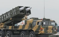 Pakistan liên tục phóng thử tên lửa giữa căng thẳng với Ấn Độ