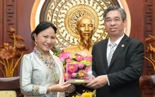 Phó bí thư Nguyễn Phước Lộc tiếp Phó chủ tịch Trung ương Mặt trận Lào xây dựng đất nước
