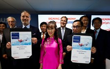 Airbus seals VietJet deal as hopes rise at air show for tariff rollback