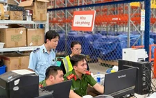 Chống buôn lậu, hàng giả 2-6: Tạm giữ 198.000 hóa mỹ phẩm, quần áo xuất xứ Trung Quốc