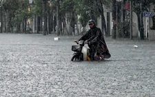 Thủ phủ tỉnh Bắc Giang lại ngập sâu sau mưa lớn