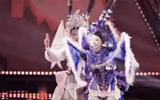 Phương Mỹ Chi: Nếu Hề top 1 trending, cả bốn chị em sẽ mặc trang phục bài Hề đi ăn lề đường!