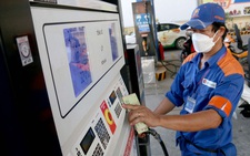 Giá xăng dầu đảo chiều: Chiết khấu từ 0 lên hơn 1.000 đồng/lít, thiếu hàng rồi 'xả hàng'