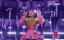 Phương Mỹ Chi khoe nốt cao chót vót với Bóng phù hoa ở tứ kết Sing! Asia