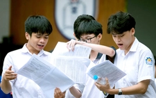 Thí sinh thở phào sau giờ thi môn tự chọn