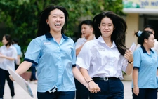 Đề toán thi vào lớp 10 TP.HCM, thí sinh đánh giá trái ngược nhau