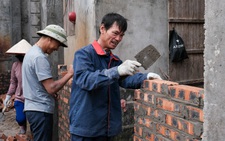 Tin tức sáng 10-6: Xóa nhà tạm, nhà dột nát trước 31-8; Sợ hàng giả, dân đổ về siêu thị
