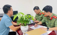 Khởi tố 3 người tổ chức cho người khác trốn đi nước ngoài