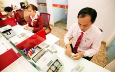 Room tín dụng: Bỏ nhưng không thả nổi