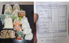 Bị đình chỉ vì bán bún măng vịt giá 1 triệu đồng, chủ sạp nói do khách đòi 'nhiều thịt'