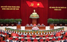 Khai mạc Hội nghị Trung ương lần thứ 12: Xem xét công tác cán bộ, tiếp tục cải cách, đổi mới