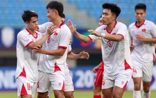 U23 Việt Nam - U23 Lào (hiệp 1) 1-0: Khuất Văn Khang mở tỉ số