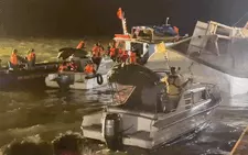 Lật tàu du lịch trên vịnh Hạ Long: cứu được 10 người, đã vớt hơn 30 thi thể