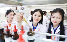 Điểm sàn các trường đào tạo y dược phía Bắc, cao nhất 24 điểm
