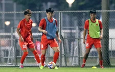 Lý Đức không ra sân tập, U23 Việt Nam 'mổ băng' U23 Philippines