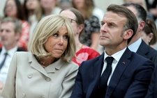Tổng thống Macron kiện người dẫn podcast vì tung tin đồn thất thiệt về Đệ nhất phu nhân