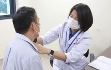 Từ 1-7: Đi khám chữa bệnh theo yêu cầu vẫn được hưởng bảo hiểm y tế