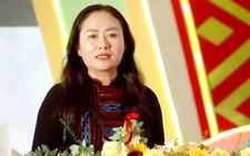 Bài phát biểu không nhìn giấy gây 'bão' mạng của nữ bí thư xã trong lễ công bố sáp nhập tỉnh Đắk Lắk và Phú Yên