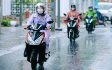 Thời tiết hôm nay 7-7:  Miền Bắc và miền Trung ngày nắng nóng, chiều mưa dông