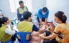 Người chia sẻ cùng nỗi đau trái tim