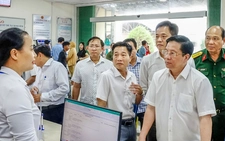 Làm thủ tục hành chính ở Phú Quốc quá tải: Lãnh đạo tỉnh An Giang vào cuộc giải quyết